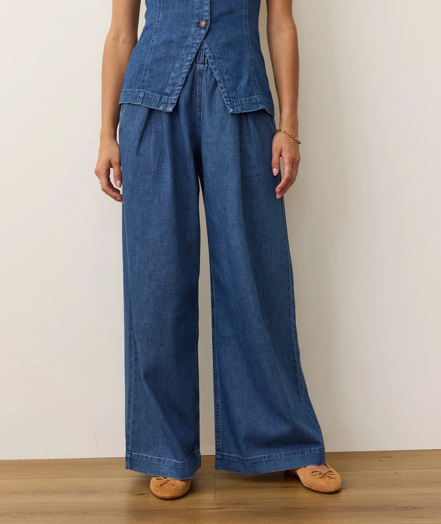 Marine Layer Women’s Allison Pleated Wide Leg Denim Trouser