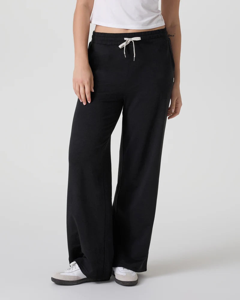 Vuori Women’s Halo Essential Wideleg Pants
