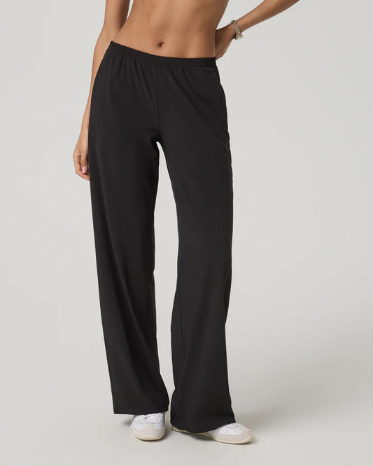Vuori Women’s Villa Everyday Wide Leg Pant