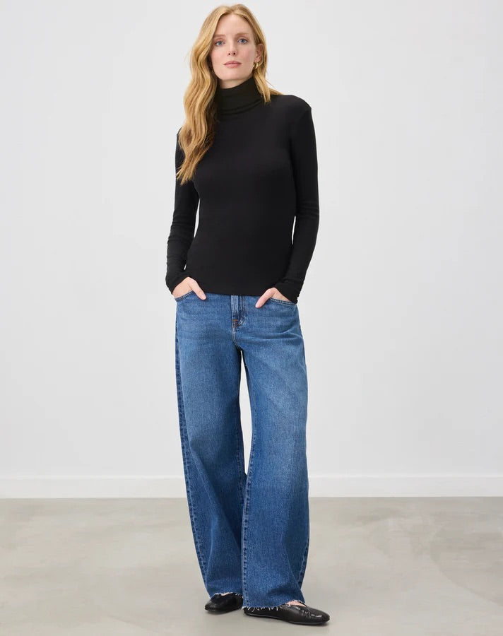 Splendid Women’s The Classic Turtleneck Shirt