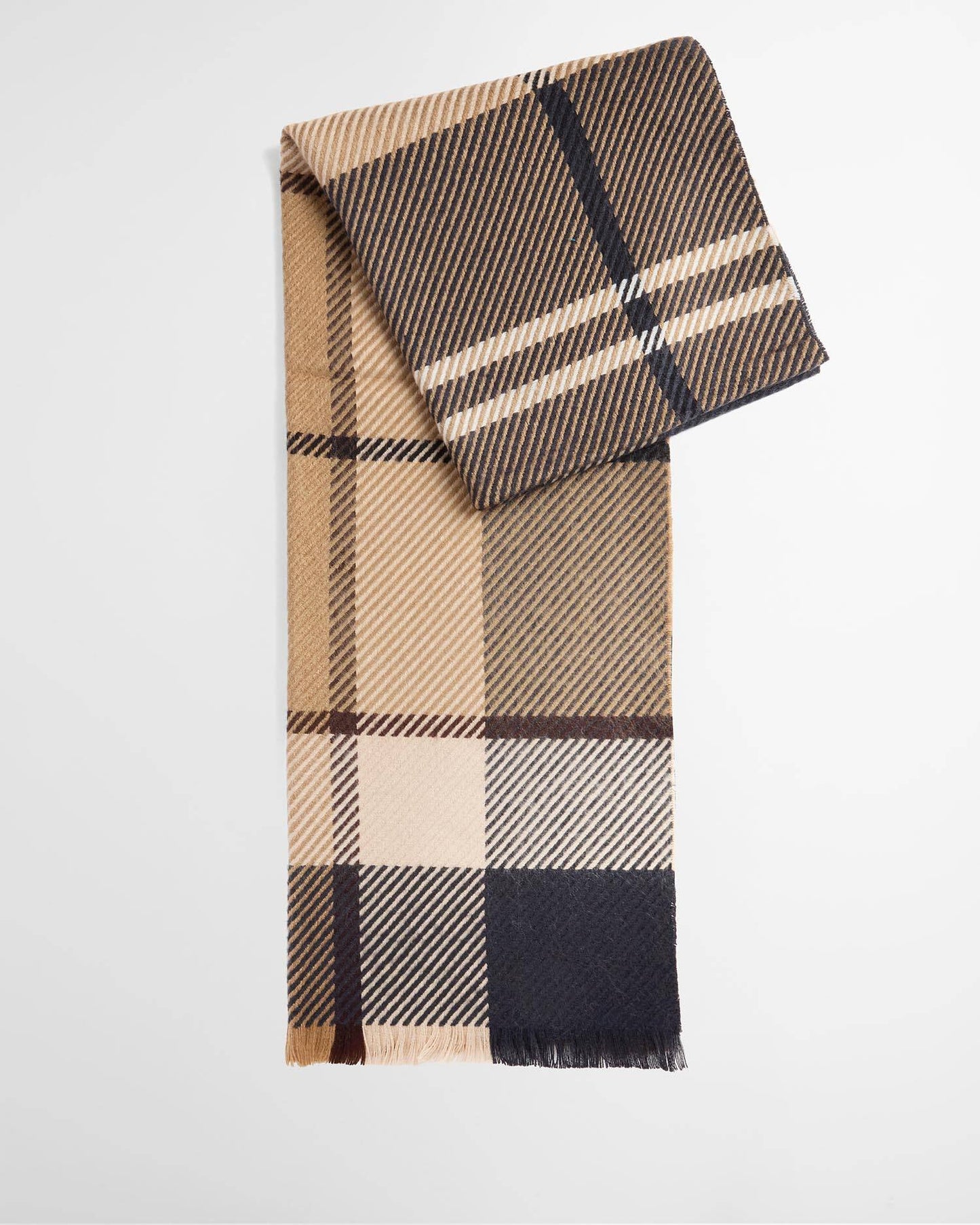 Barbour Women’s Blair Tartan Scarf